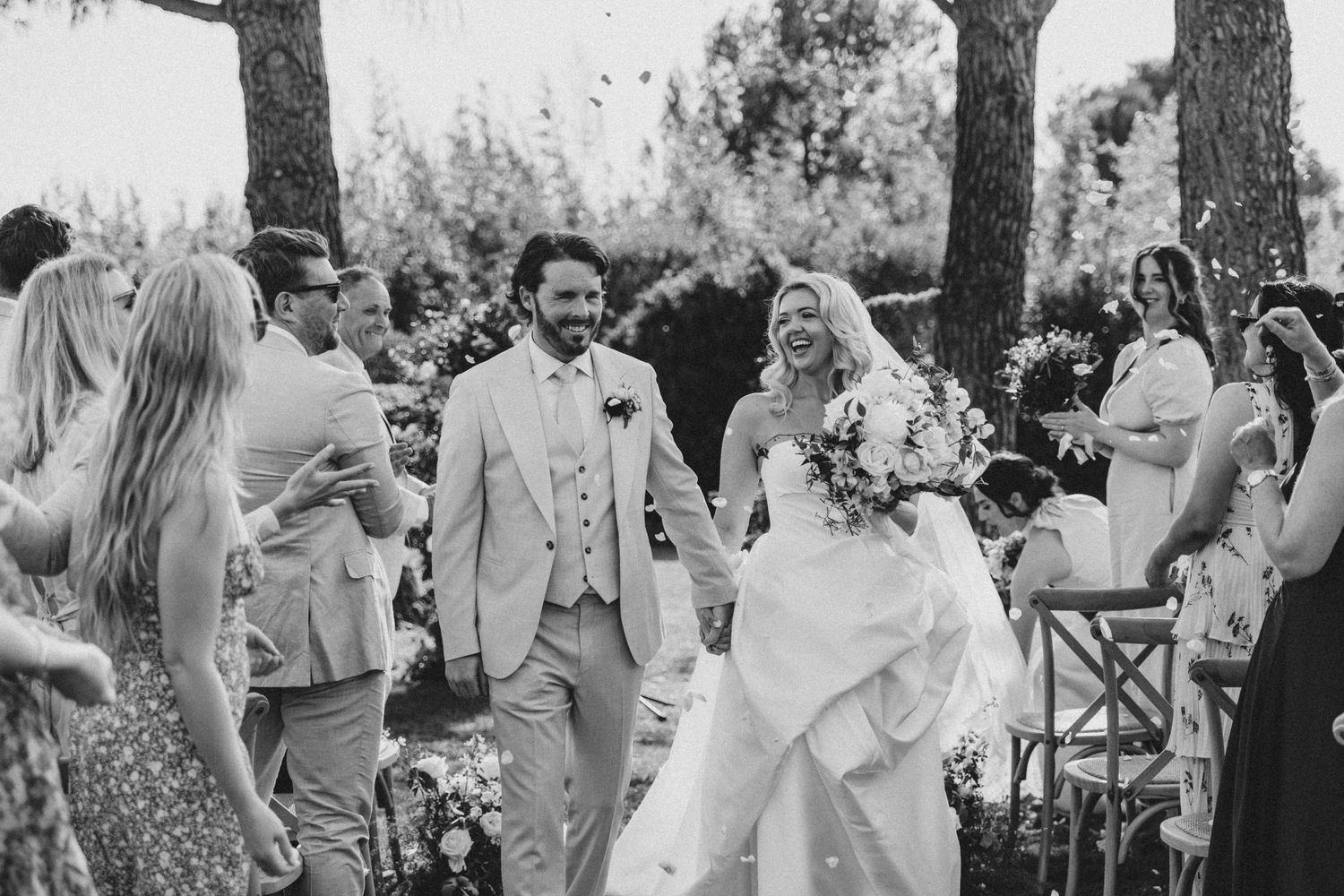 Provence captured in photo & video by Raw Studio Paris, french wedding photo & video duo. Mas de la Rose