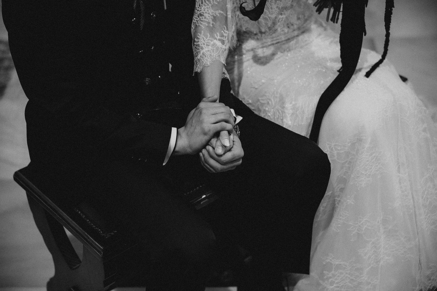 A black and white photo collage showing multiple wedding moments with couples dancing and embracing at a reception. Jardins del Tancat.