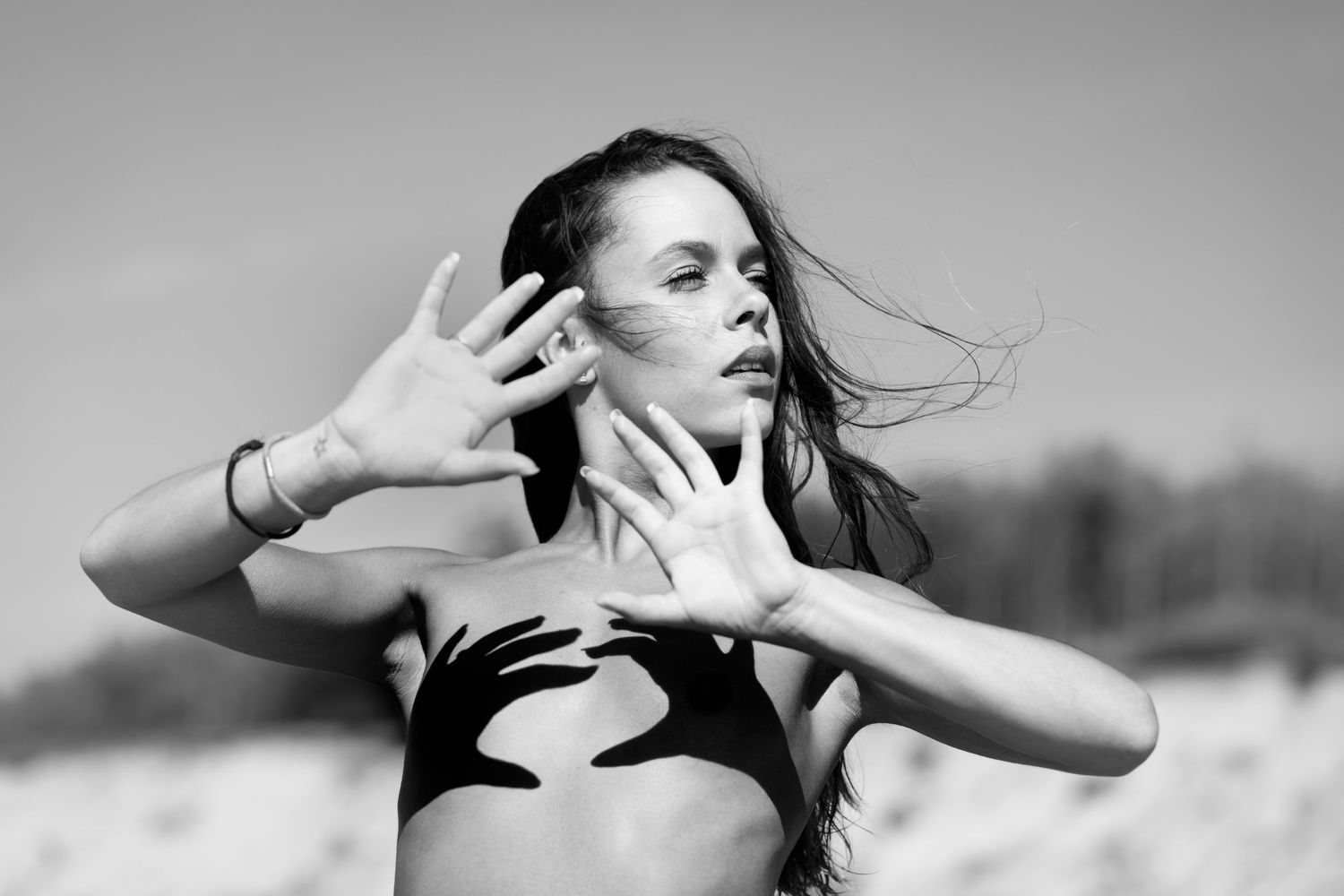 Photo originale topless en extérieur- Michaël GHYS Photographe Lille