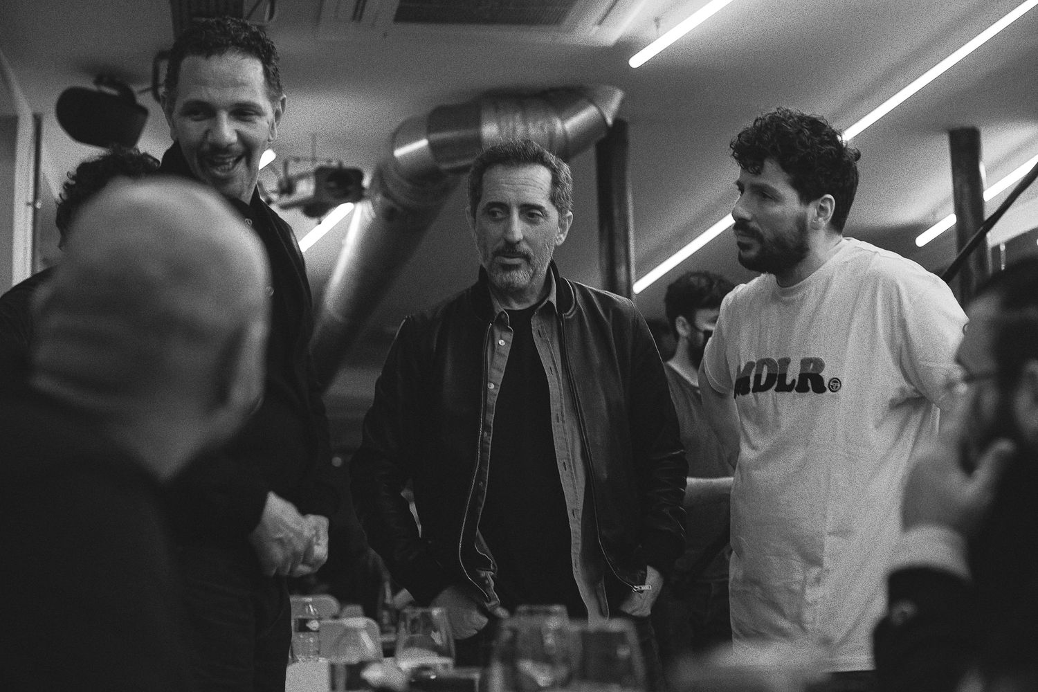Sur le tournage du film de Gad Elmaleh. photos coulisses par Ahmed Bahhodh en présence Roshdy Zem, Redoane Bougheraba.  Photo Ahmed Bahhodh