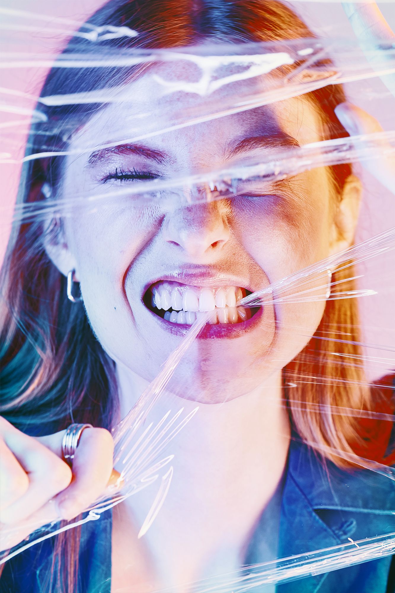 portrait de la chanteuse pop Maguie par Ahmed Bahhodh