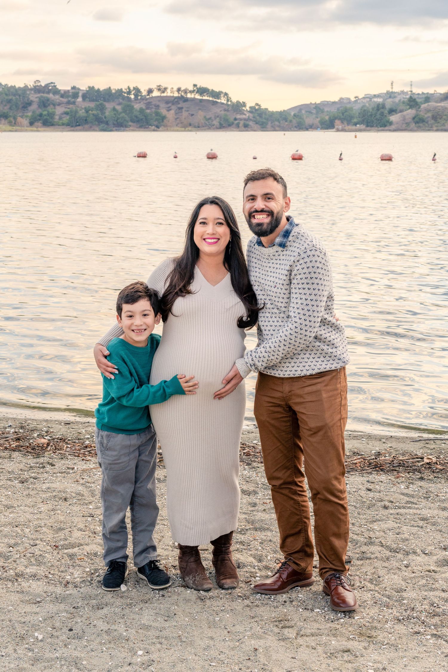 Family Photography at Bonelli Park in Pomona California by Photographer Tim Guerrero from Pasadena