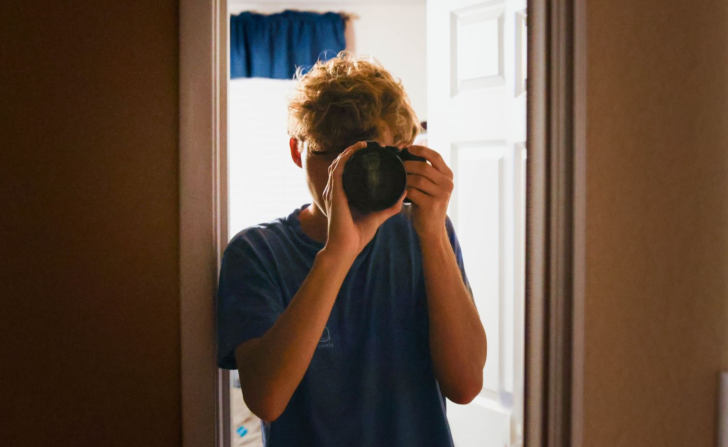 Chase Hooper Photography's profile photo is his branding image.