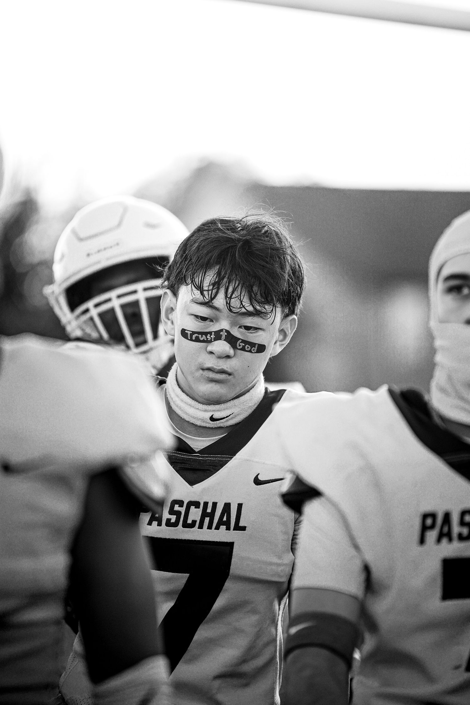 R.L. Paschal High School football player wrote a bible verse on his eye black displaying his faith at a football event.