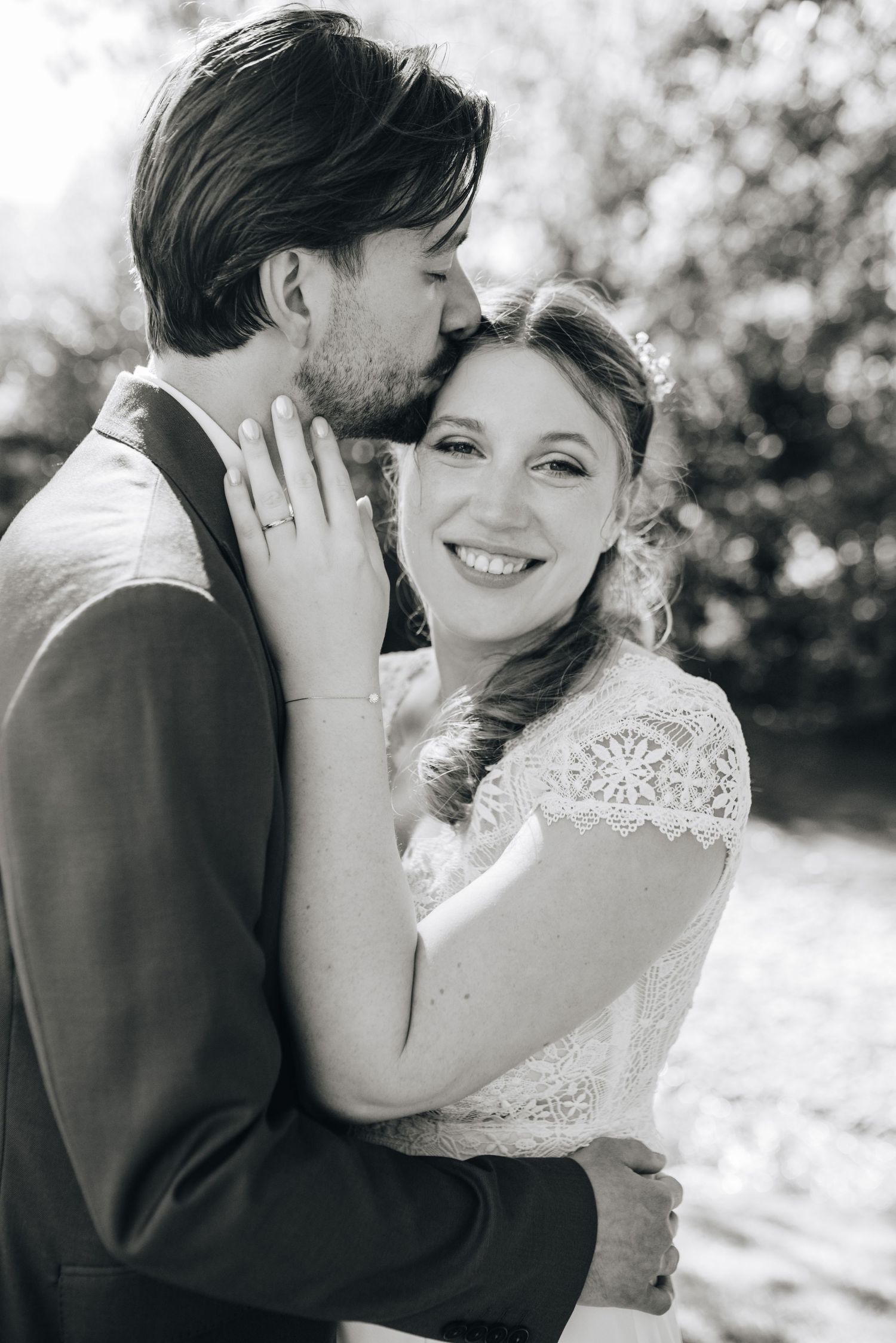 Romantic black and white wedding portraits showing tender moments.