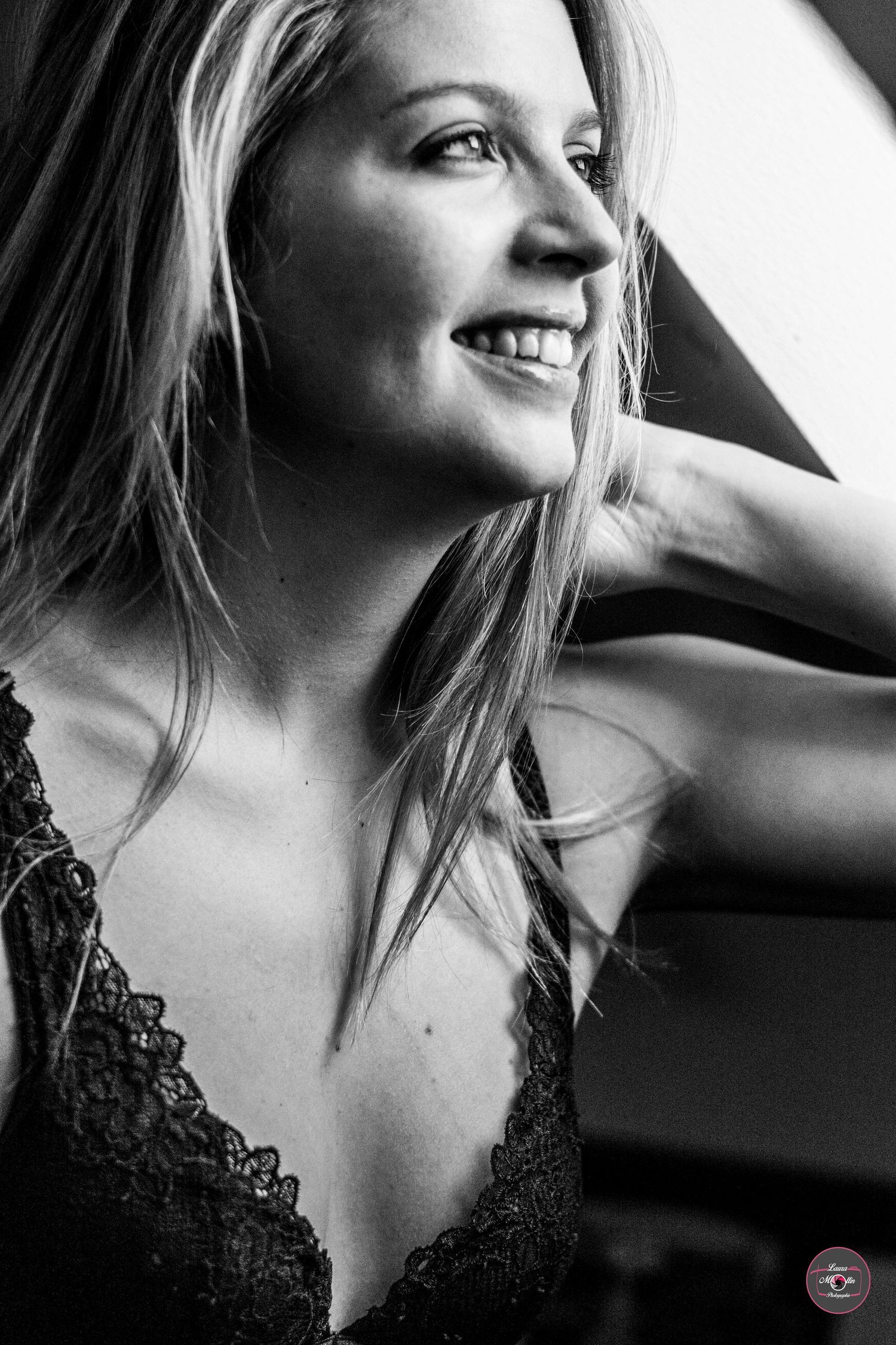 Intimate black and white boudoir portraits featuring lace details.