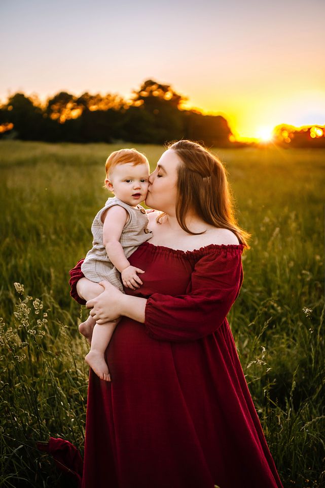 North Alabama Family Photographer
Southern Tennessee Family Photography 
Newborn mini session, Newborn session near me 
watch me grow