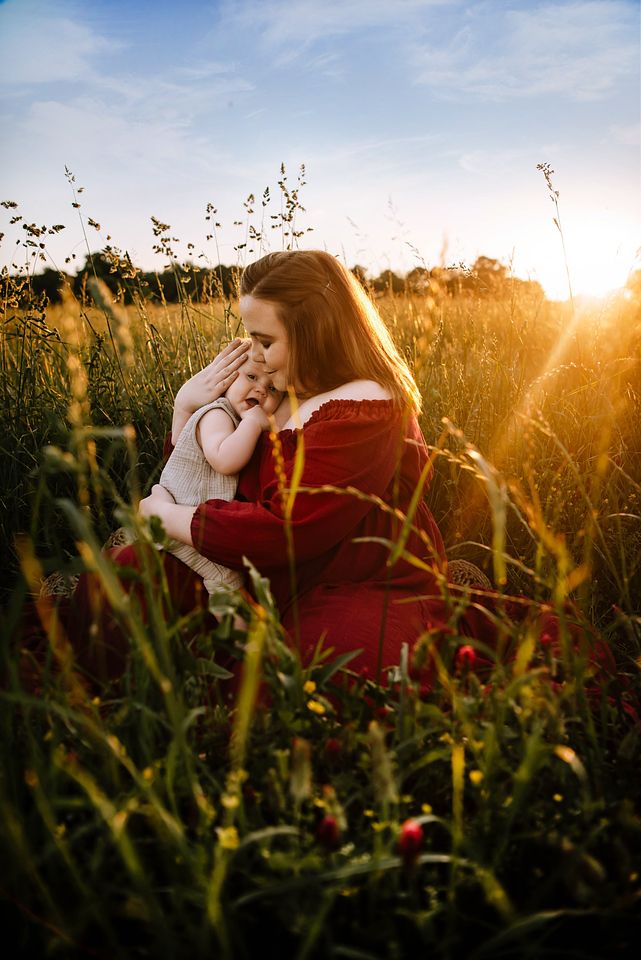 North Alabama Family Photographer
Southern Tennessee Family Photography 
Newborn mini session, Newborn session near me 
watch me grow