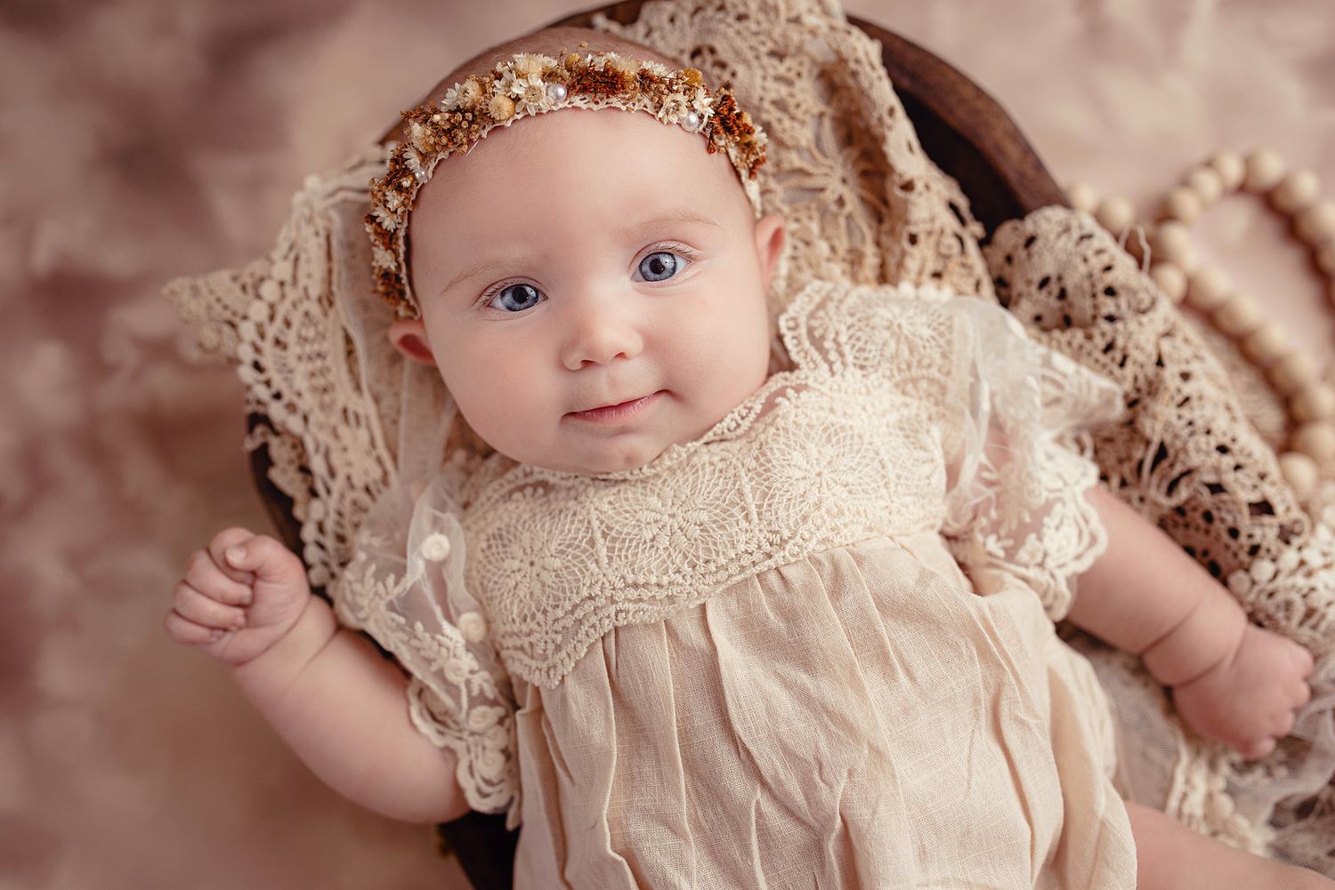 Watch me grow plans. Milestone photographer near me. 
Baby plans, North Alabama newborn and watch me grow photographer. Milestone sessions