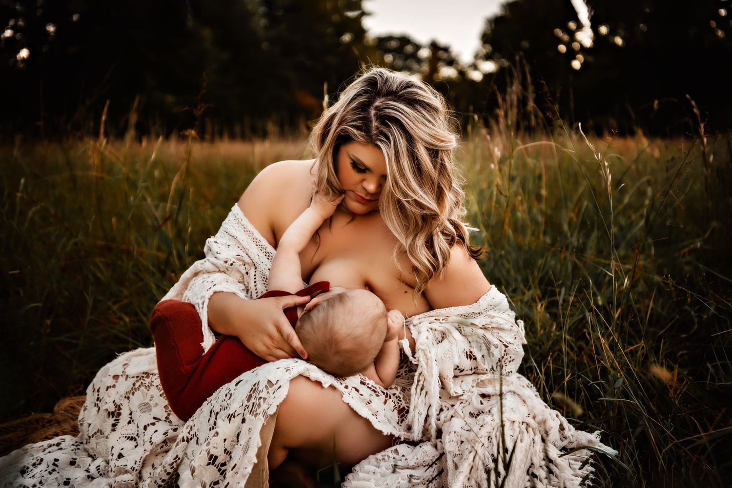 Mommy and me sessions near me.  North Alabama Photographer Shoals, Florence, Killen, Rogersville, Anderson, Madison, Athens, Huntsville, AL