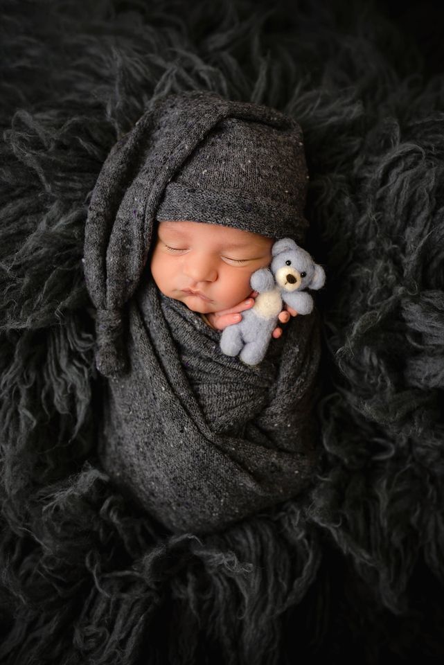 North Alabama Newborn Photographer
Southern Tennessee Newborn Photography 
Newborn mini session, Newborn session near me 
watch me grow