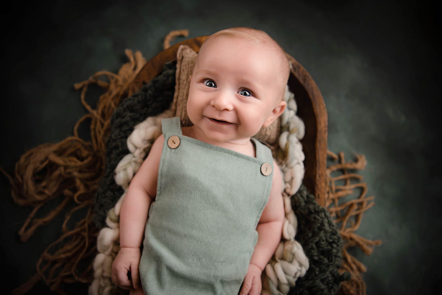 Watch me grow plans. Milestone photographer near me. 
Baby plans, North Alabama newborn and watch me grow photographer. Milestone sessions