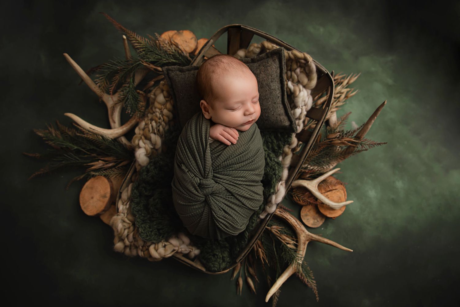 North Alabama Newborn Photographer
Southern Tennessee Newborn Photography 
Newborn mini session, Newborn session near me 
watch me grow