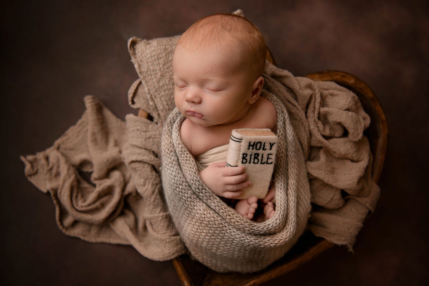 North Alabama Newborn Photographer
Southern Tennessee Newborn Photography 
Newborn mini session, Newborn session near me 
watch me grow