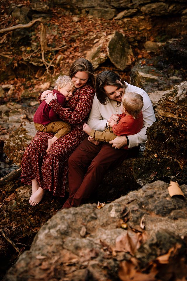 Family photographer near Florence, AL
Family sessions near Killen, AL
Newborn sessions near Huntsville, AL
Mini Sessions near me.