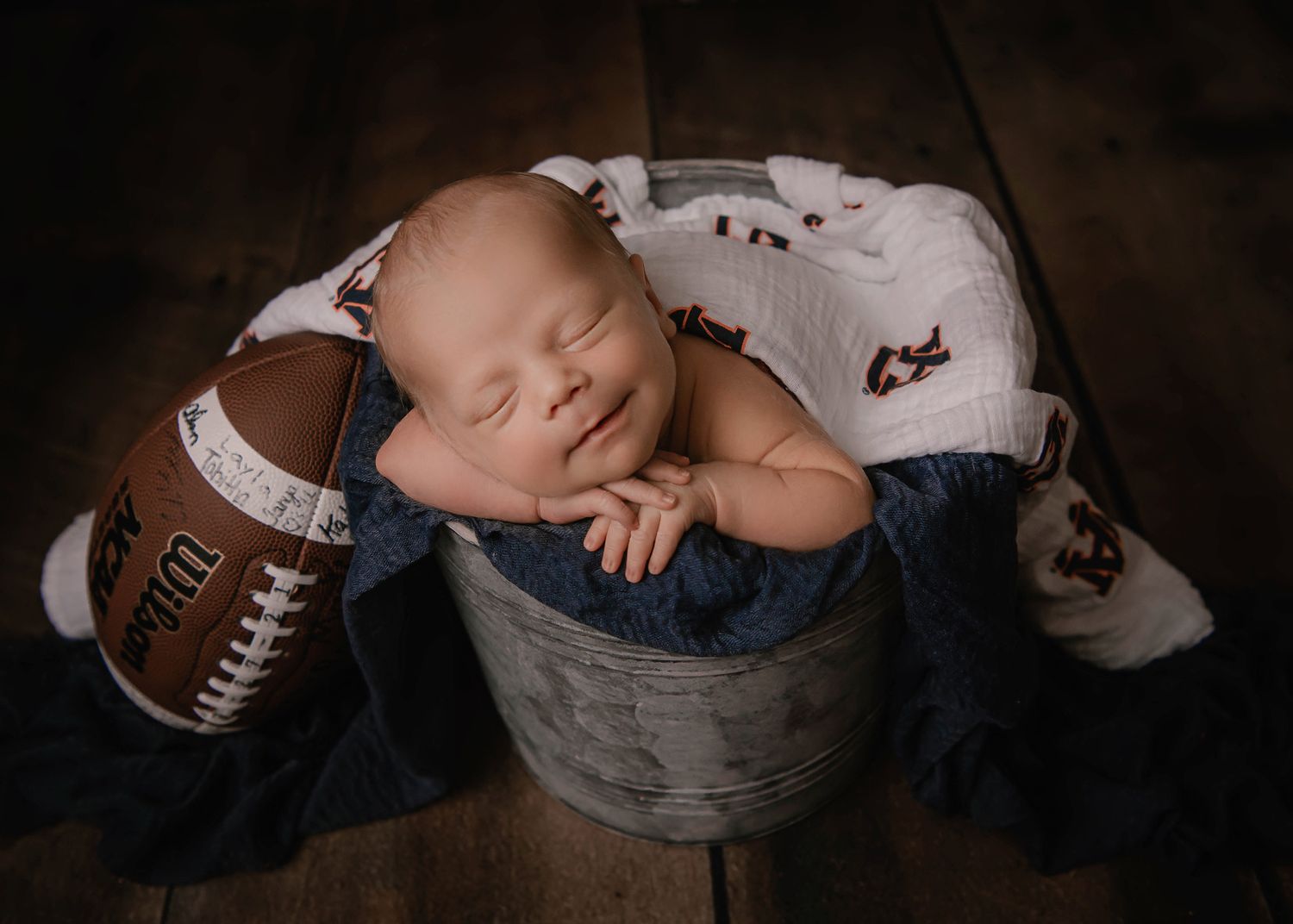 North Alabama Newborn Photographer
Southern Tennessee Newborn Photography 
Newborn mini session, Newborn session near me 
watch me grow