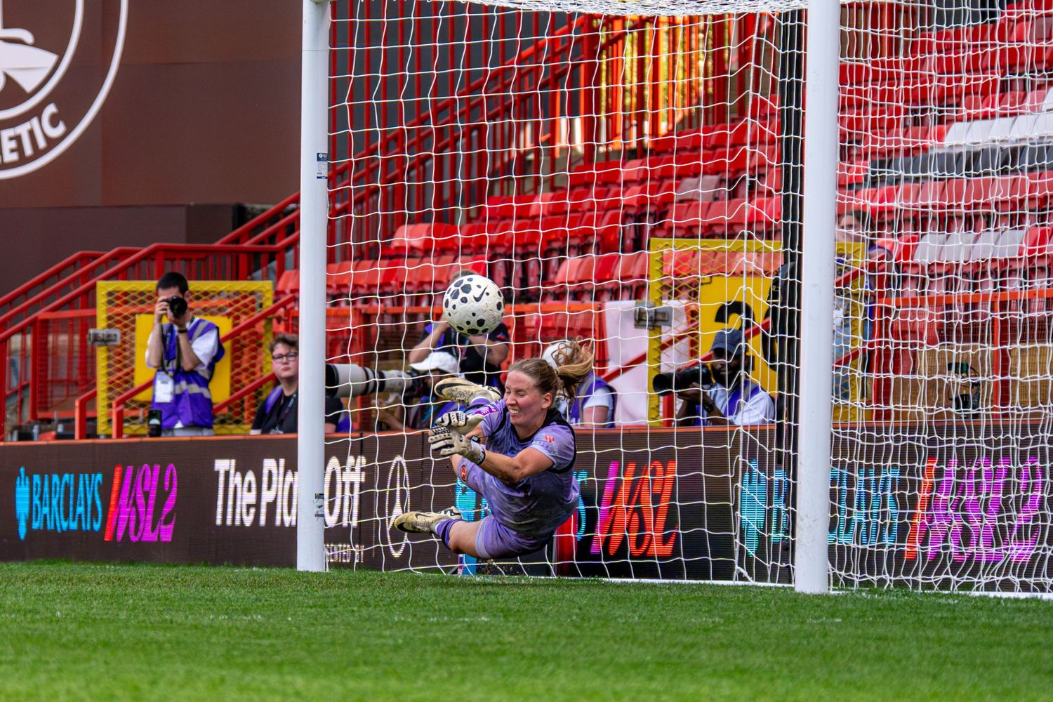 WSL2 WSL Women's Football - Sports Photography, London, Kent