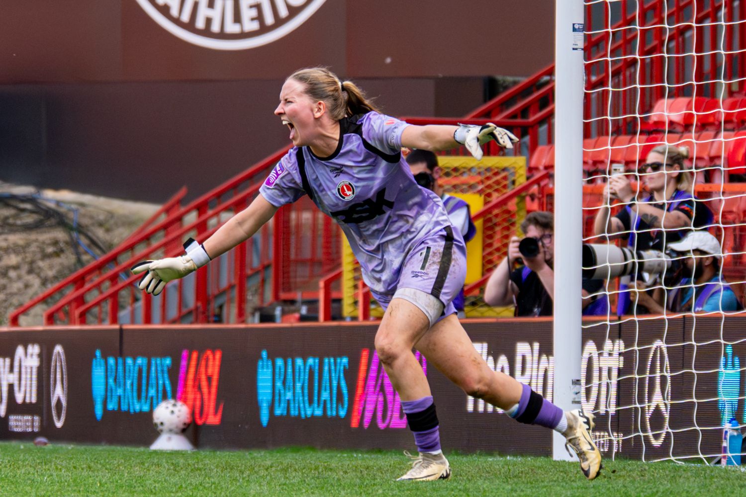 WSL2 WSL Women's Football - Sports Photography, London, Kent