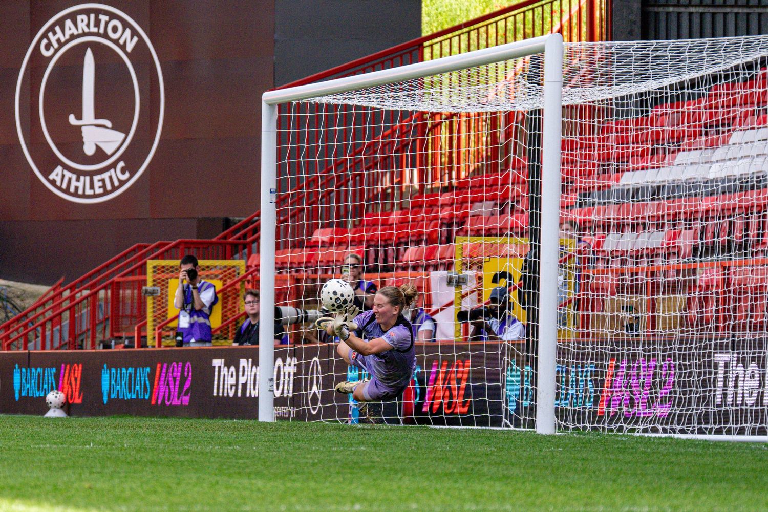 WSL2 WSL Women's Football - Sports Photography, London, Kent