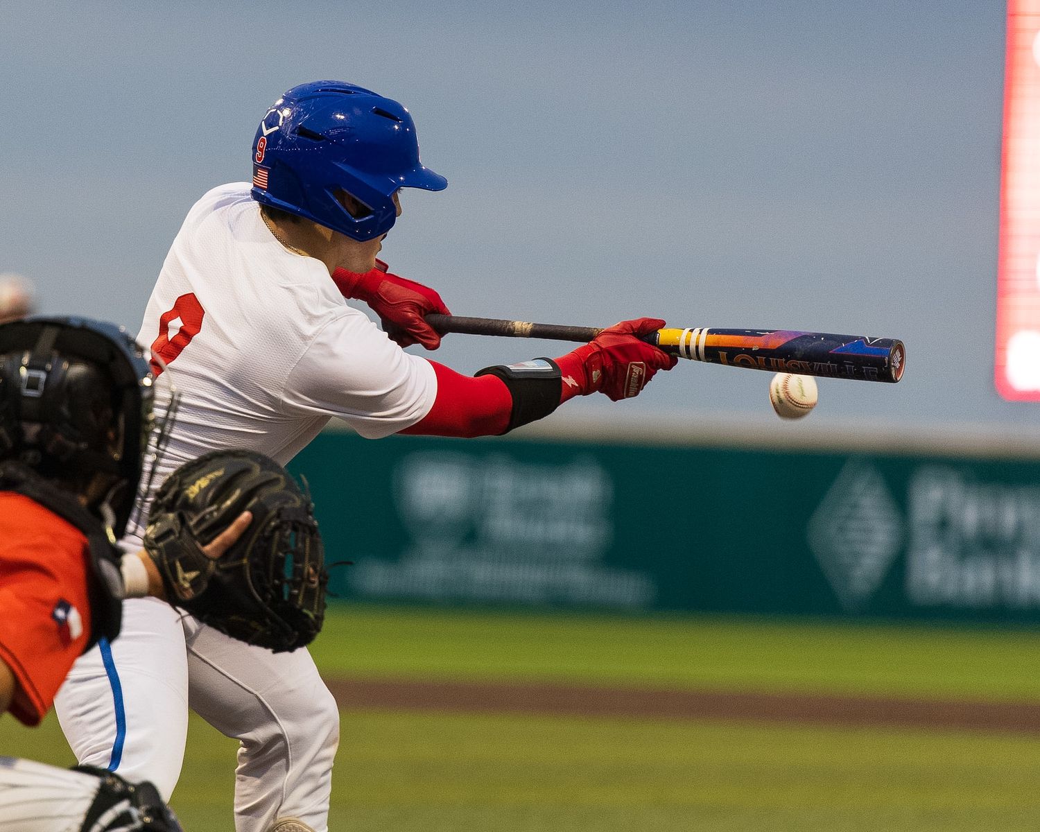 baseball player bunting