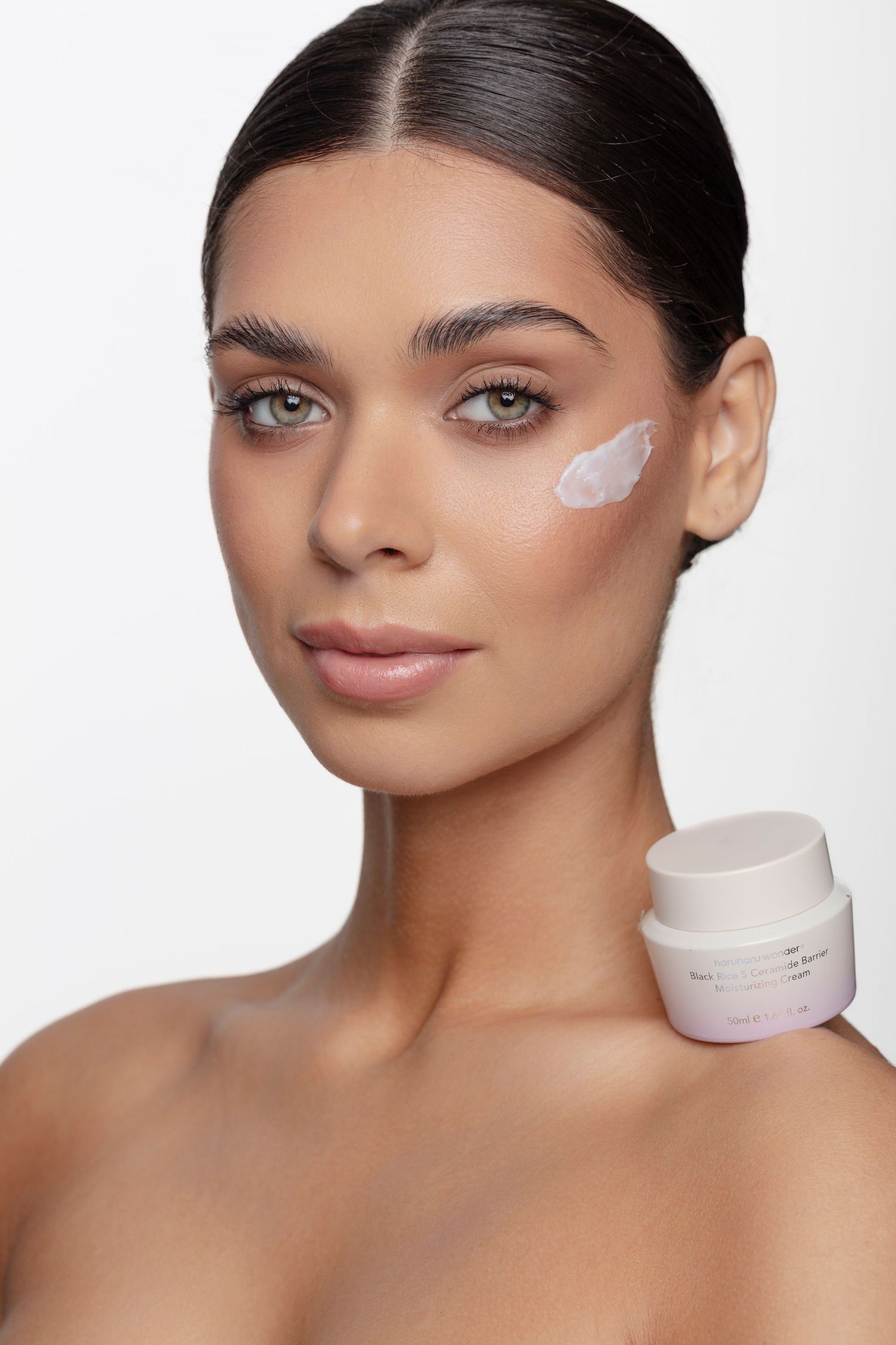 beauty photography, professional beauty photographer, beauty portraits, makeup photography, skincare photography, beauty campaign photograph
