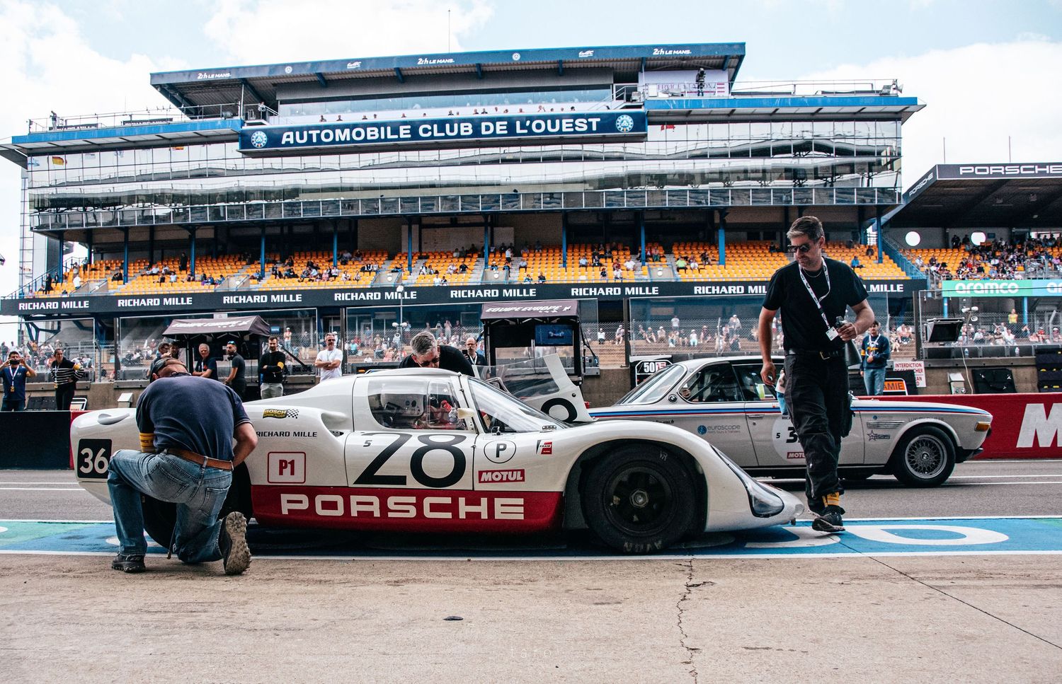 Le Mans classique stand - Martin TRAMOND, photographe vidéaste