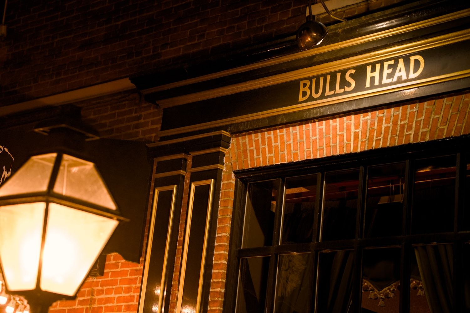 Exterior of a pub in Lititz.