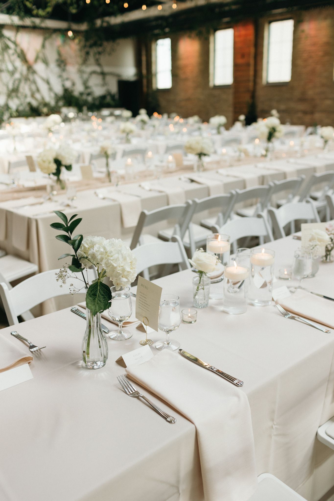 Cairnwood Estate wedding reception with elegant floral arrangements in Philadelphia-13.jpg