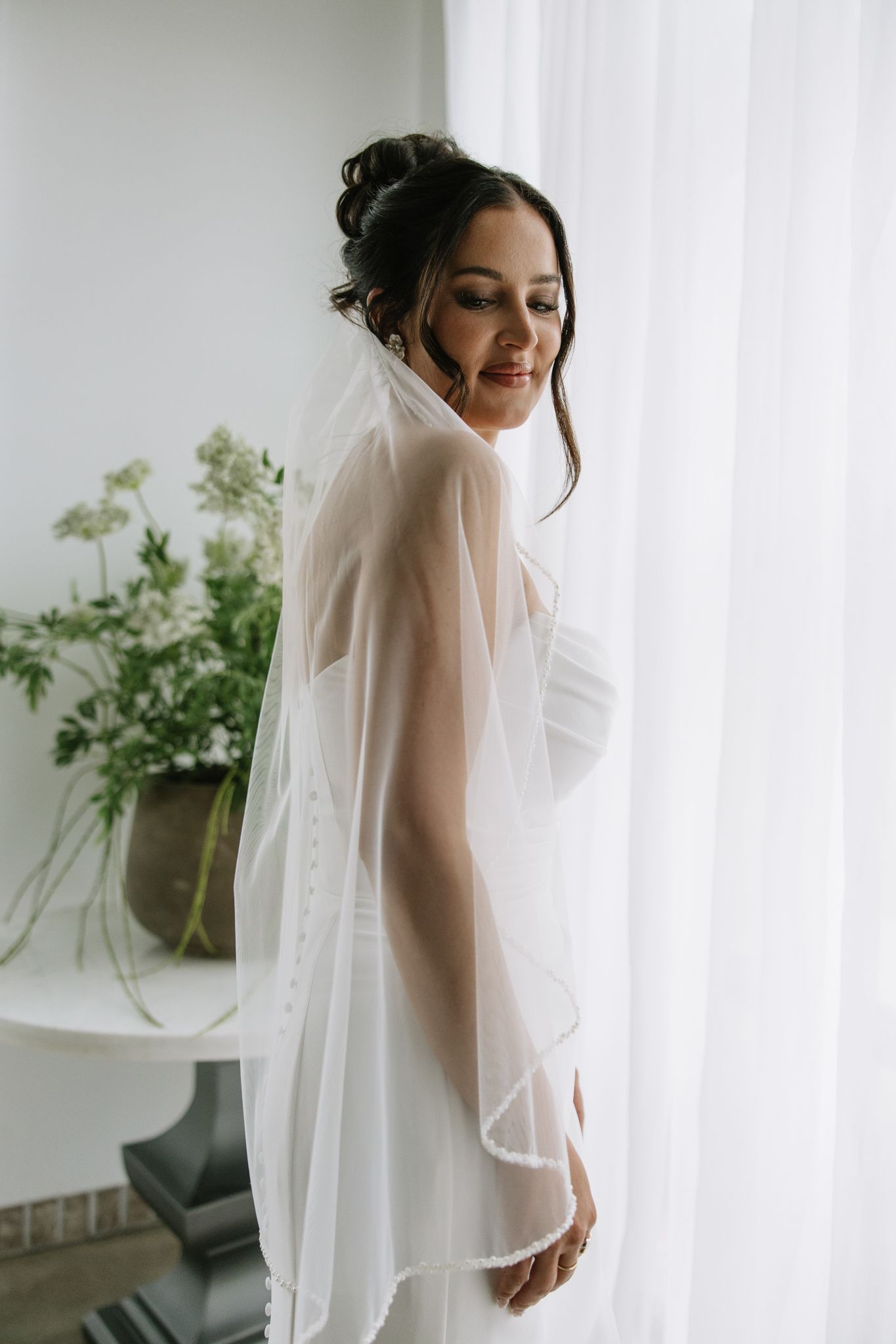 Elegant wedding getting ready moments at The Willows in Villanova, Pennsylvania, editorial photography-05.jpg