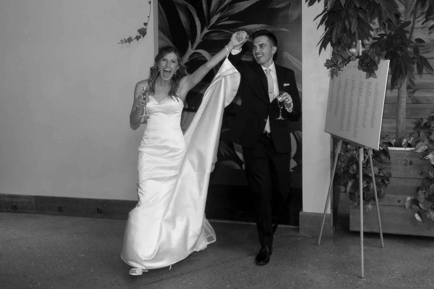 Bride and groom at Platform Thirty, modern natural light photography-01.jpg