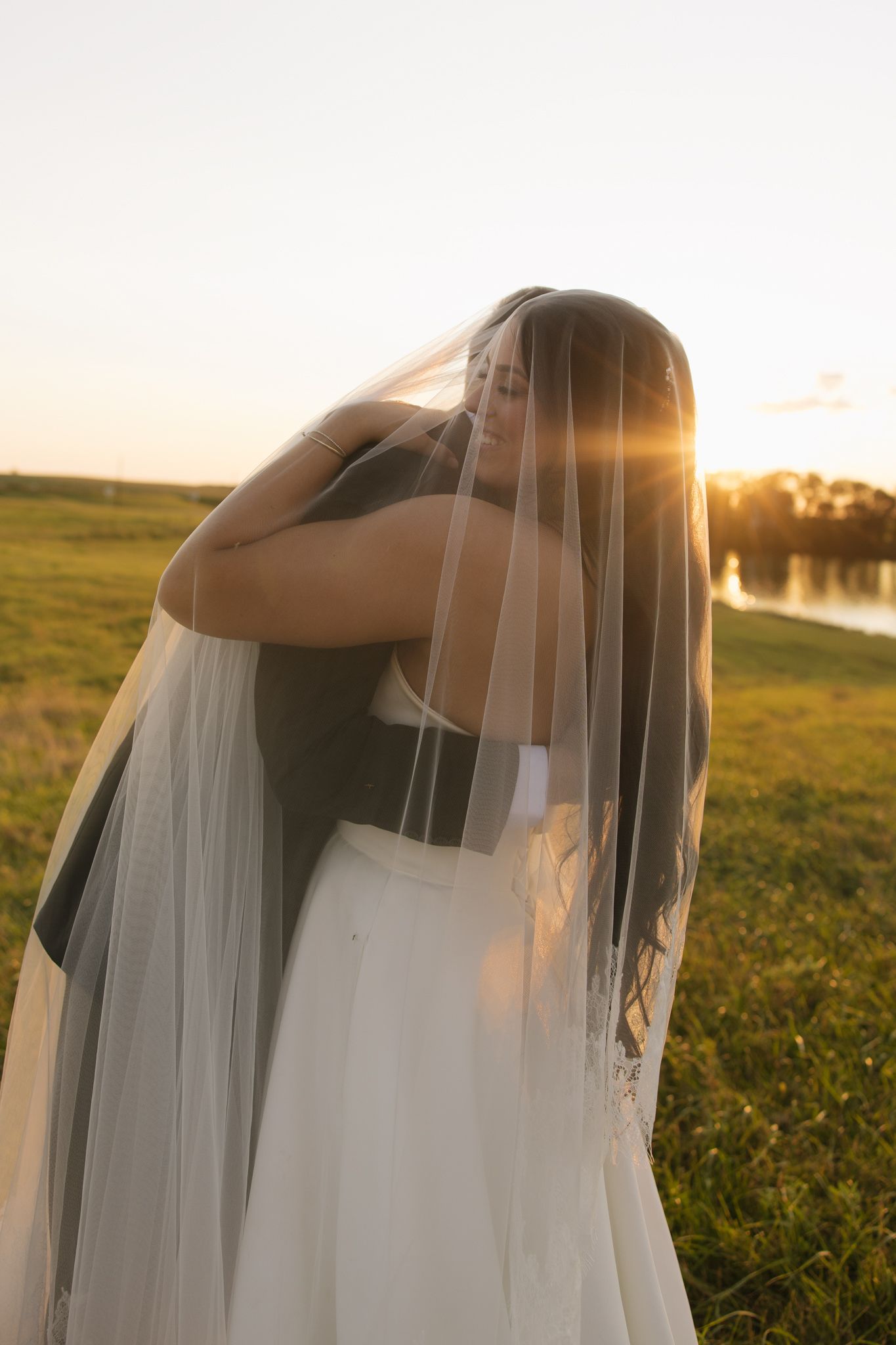 Editorial golden hour photography in Philadelphia inspired by modern romance-2.jpg
