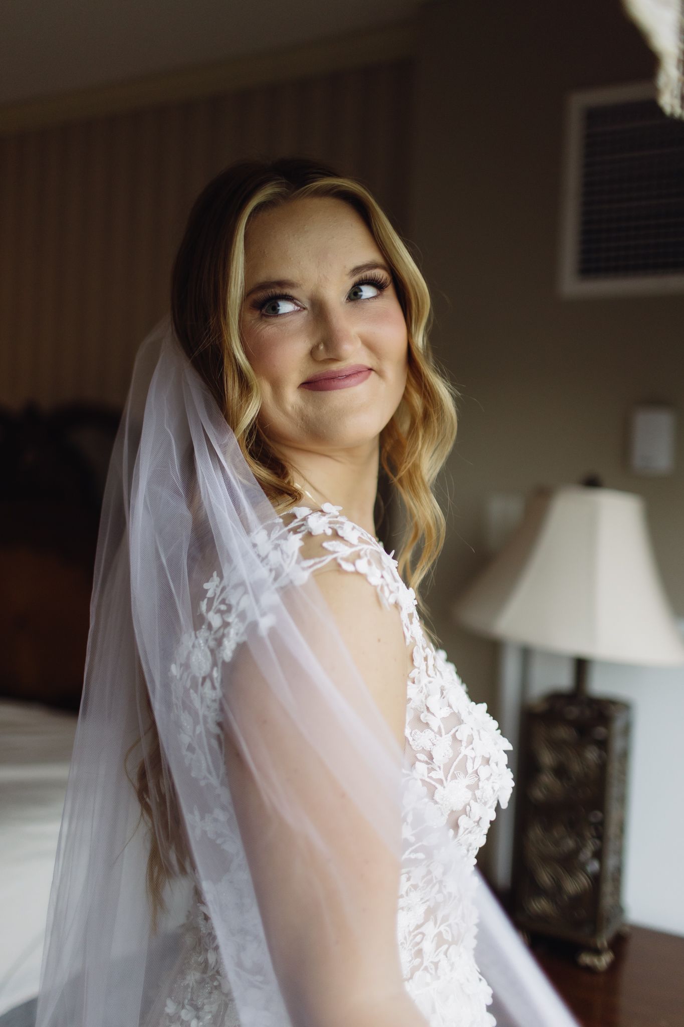 Bride and groom portraits at Cairnwood Estate Philadelphia, natural light photography.jpg