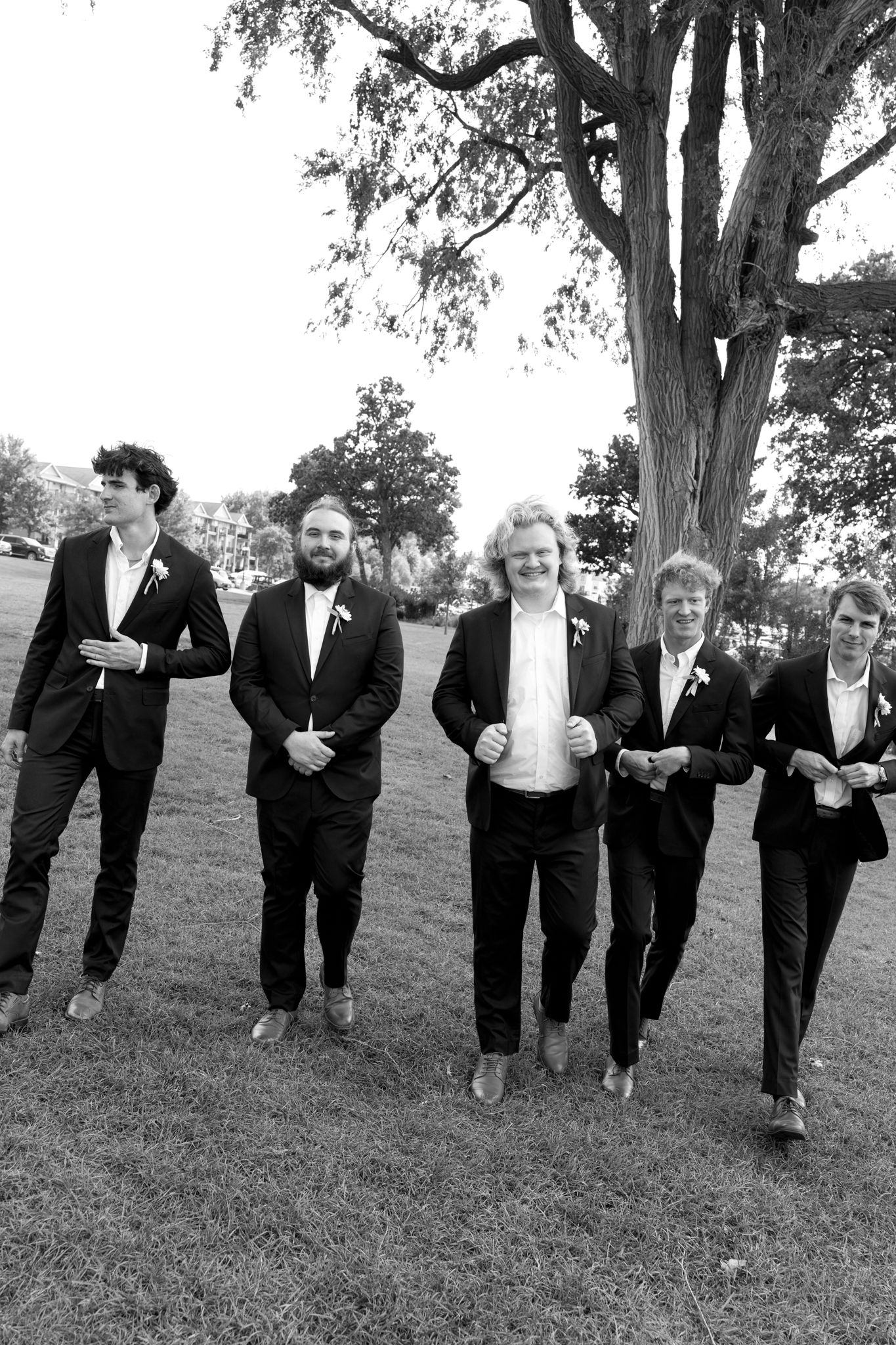 Philadelphia wedding photographer capturing candid moments and real emotion-05.jpg