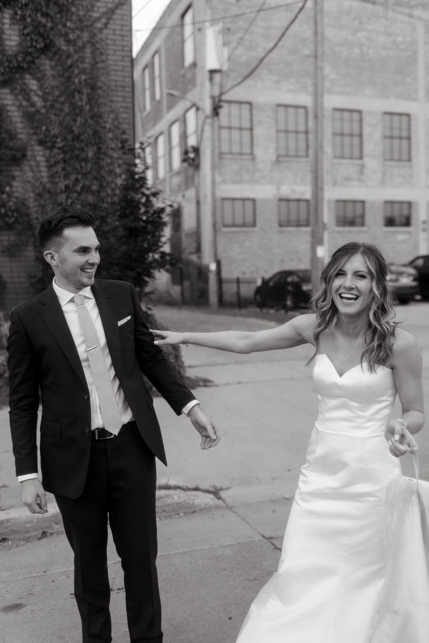Bride and groom at Platform Thirty, modern natural light photography-01.jpg