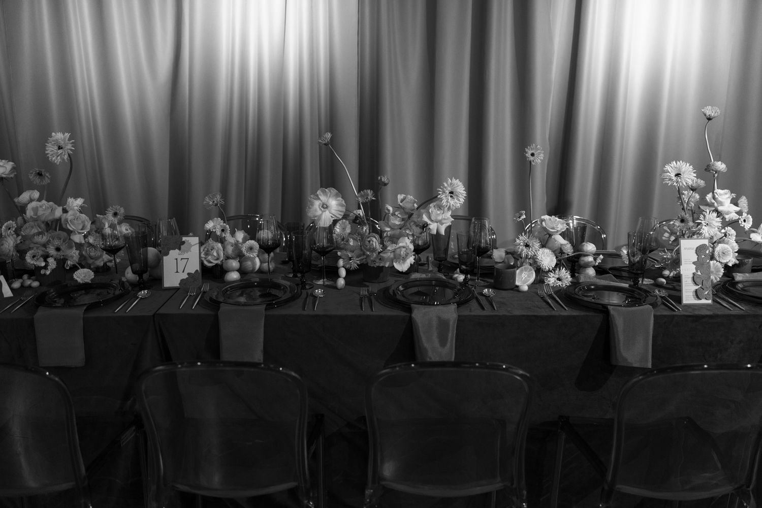 Fine art wedding venue in Philadelphia with intricate detailing, historic charm, and a luxurious gallery-style reception space.-14.jpg