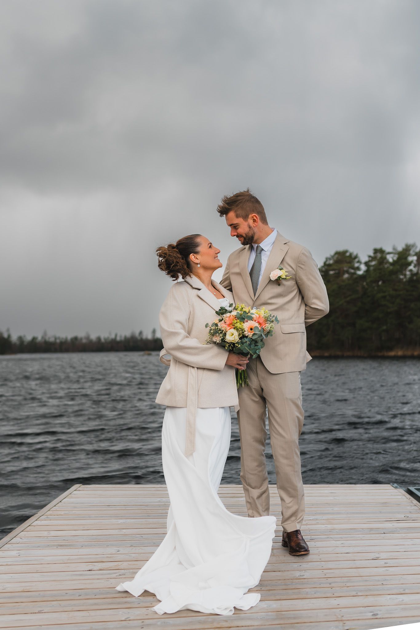 Eventfotografering i Småland med naturligt ljus
familjefotografering-småland-barbara-dankic
företagsfotografering-jönköping-barbara-dankic