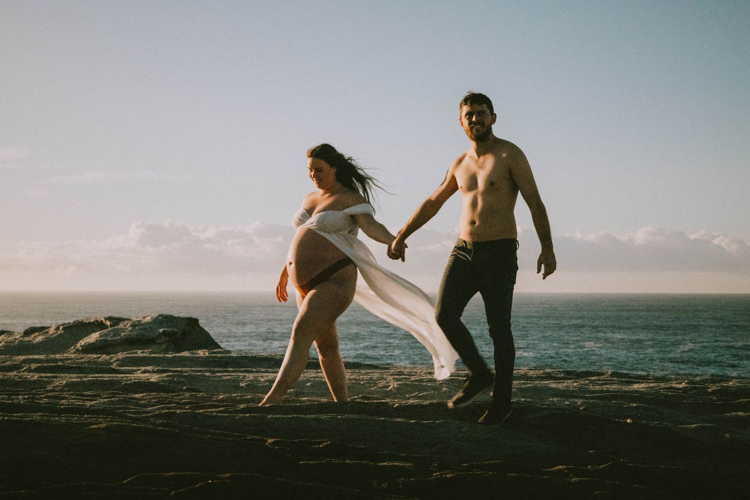 Maternity photo session on NSW South Coast with Love, Sophie Photography