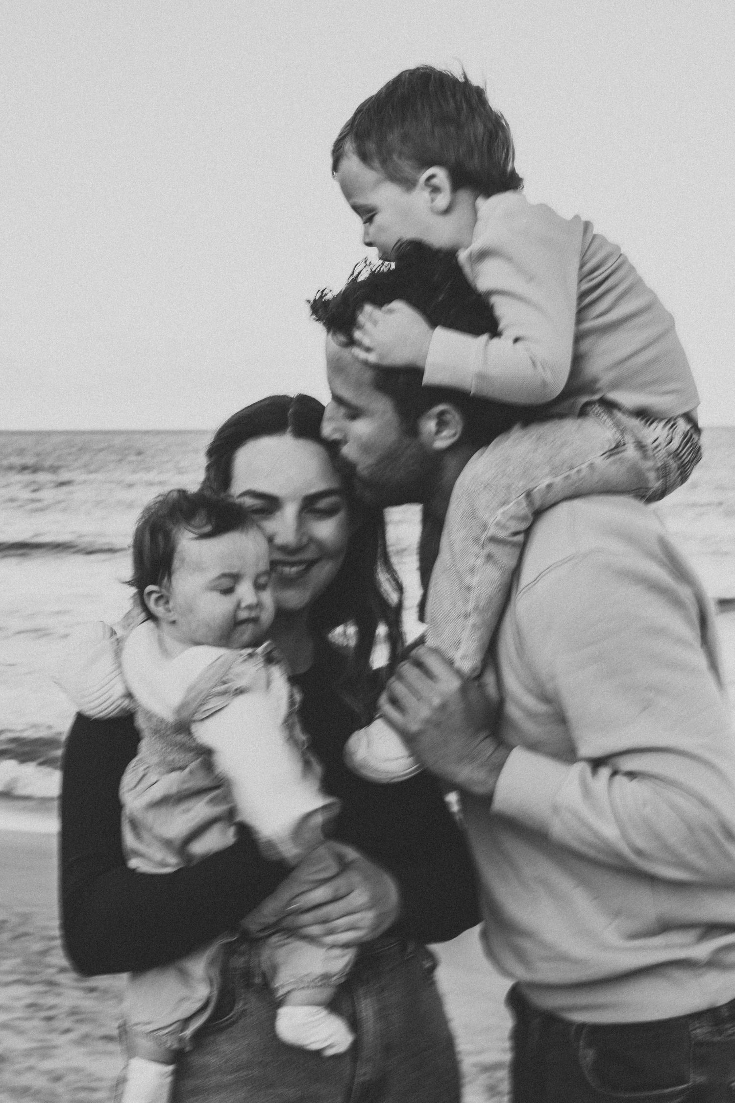 Family portrait session in Culburra by Love, Sophie Photography