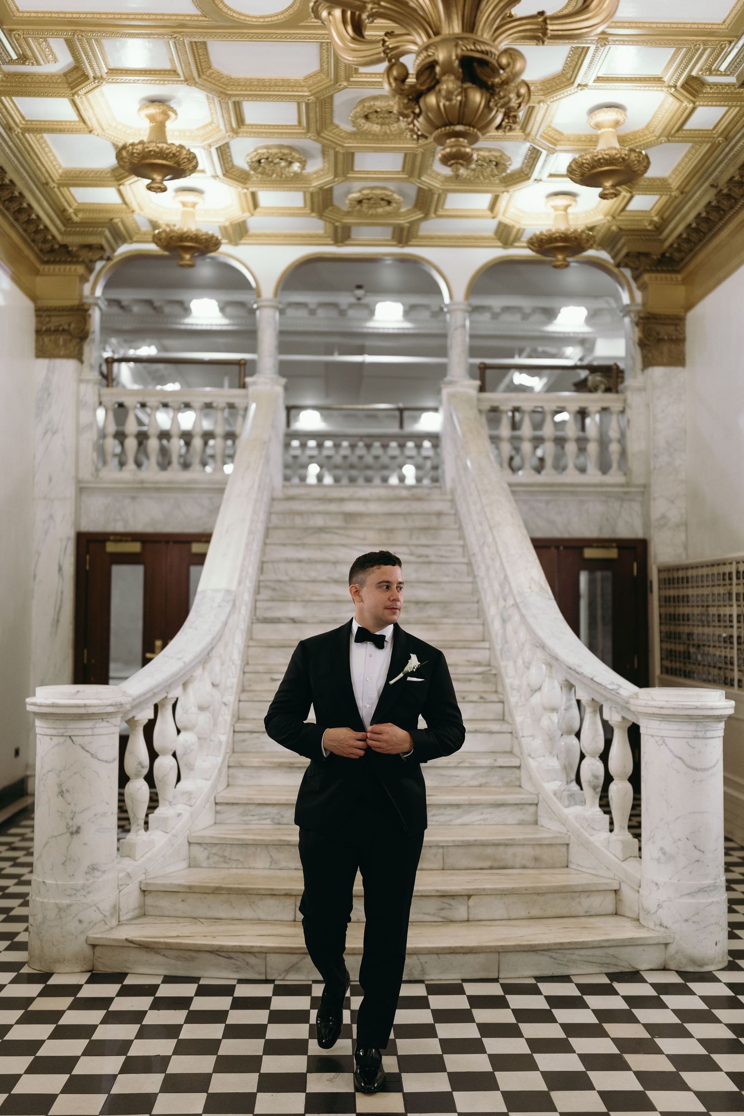 Luxury Chicago Athletic Association wedding captured by Chicago wedding photographer Kailee Rei Photography.