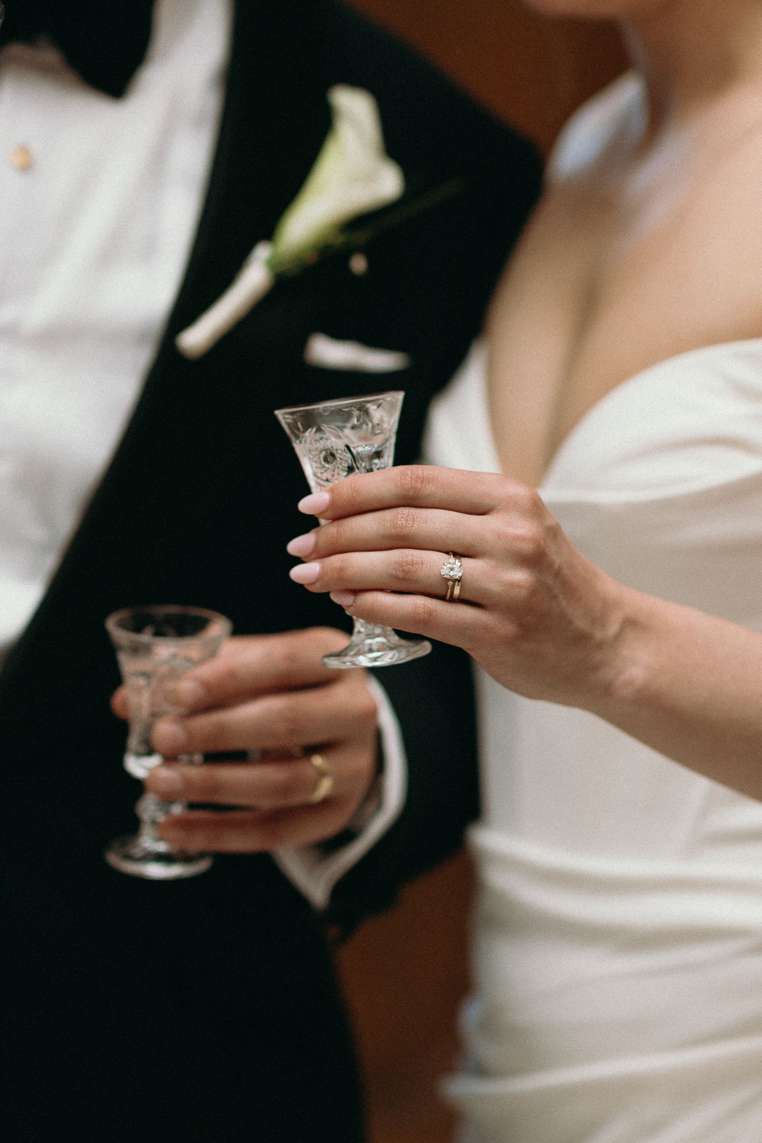 Luxury Chicago Athletic Association wedding captured by Chicago wedding photographer Kailee Rei Photography.