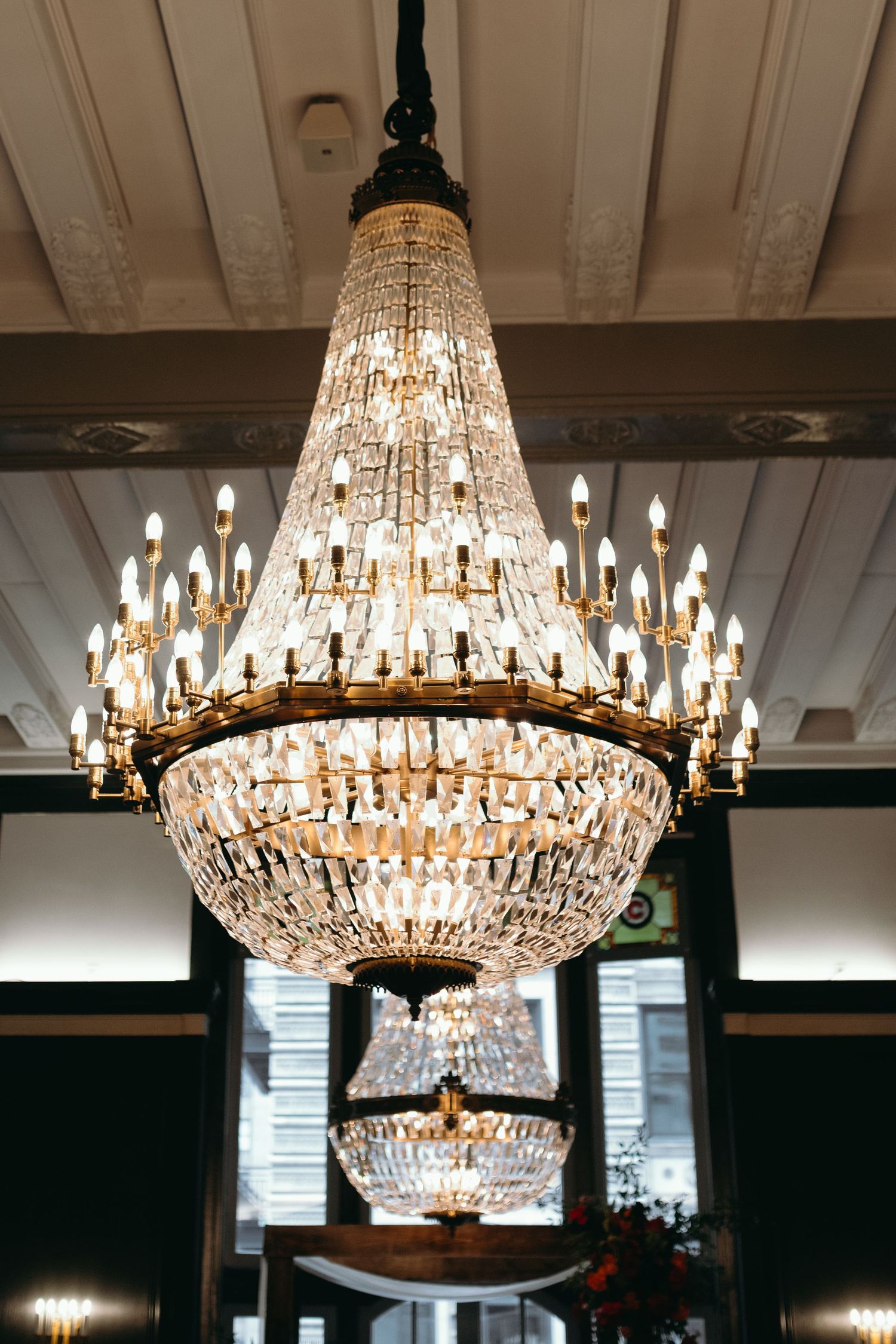 Luxury Chicago Athletic Association wedding captured by Chicago wedding photographer Kailee Rei Photography.