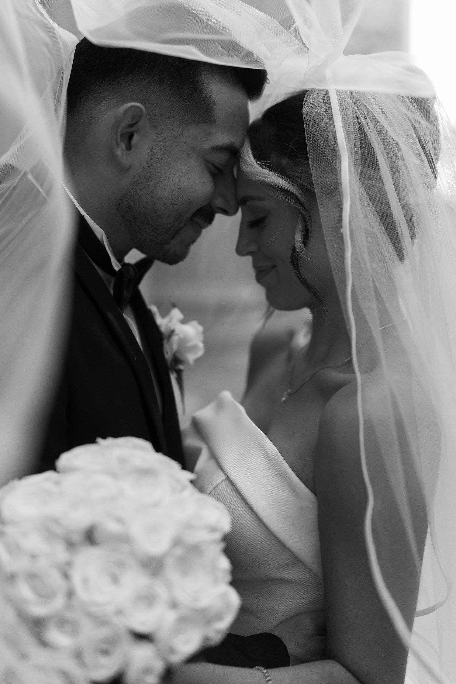 Luxury Chicago wedding photography featuring classic Financial District architecture and black tie wedding style.