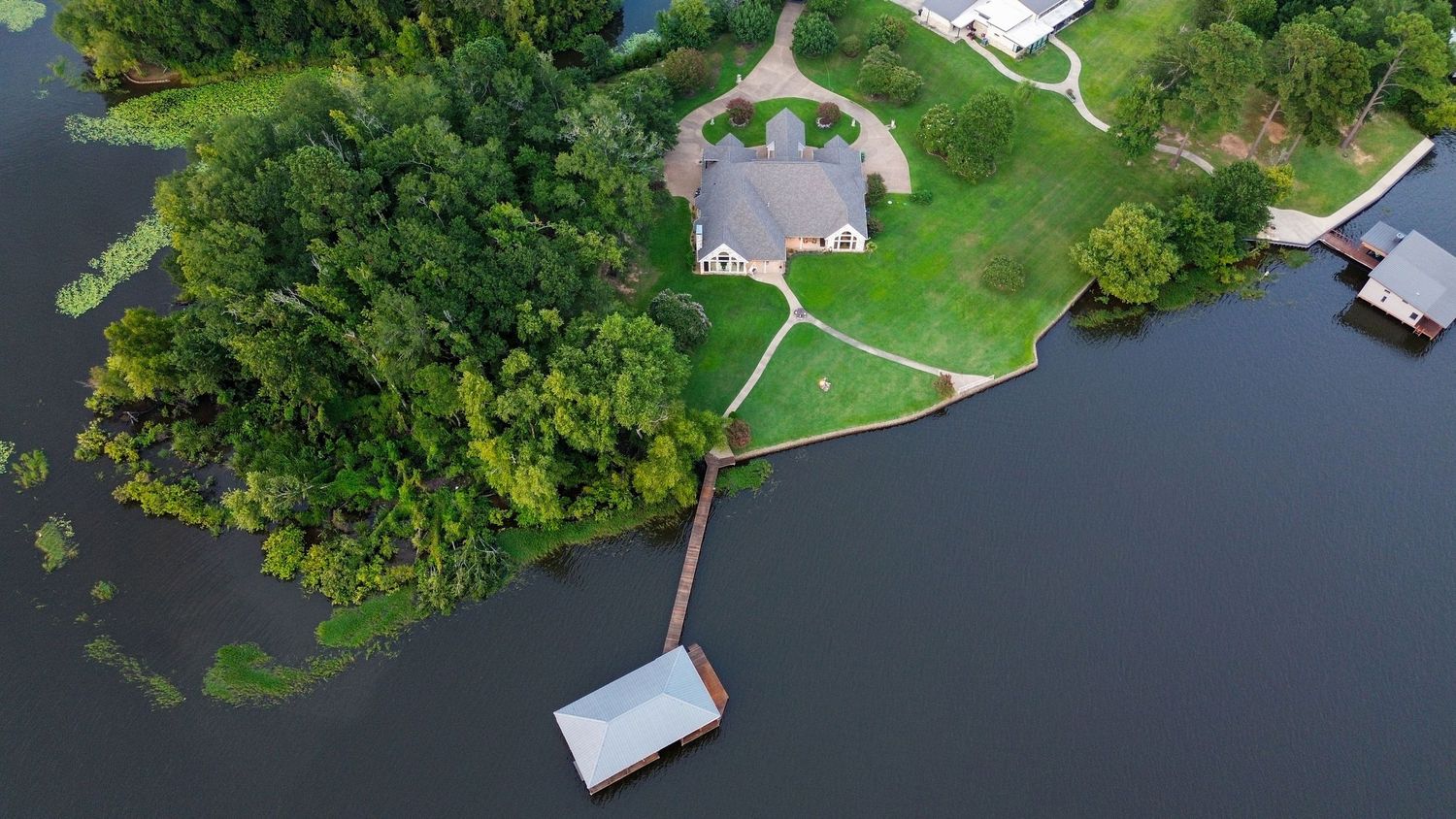 Drone photography of East Texas waterfront property