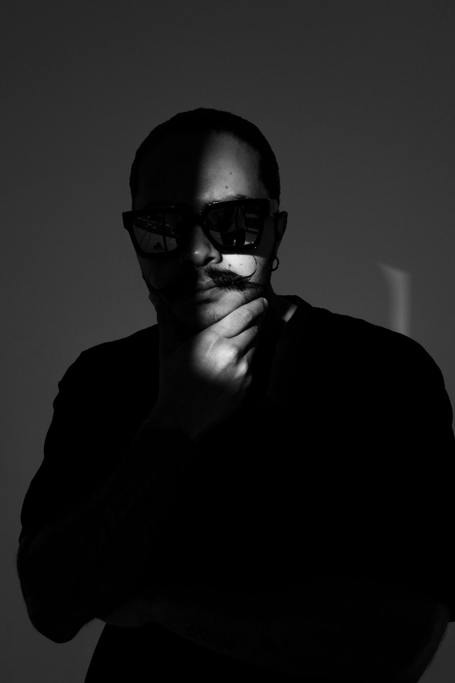 Exclusive fine portrait fashion and celebrity photography by Mirco Panaccio.