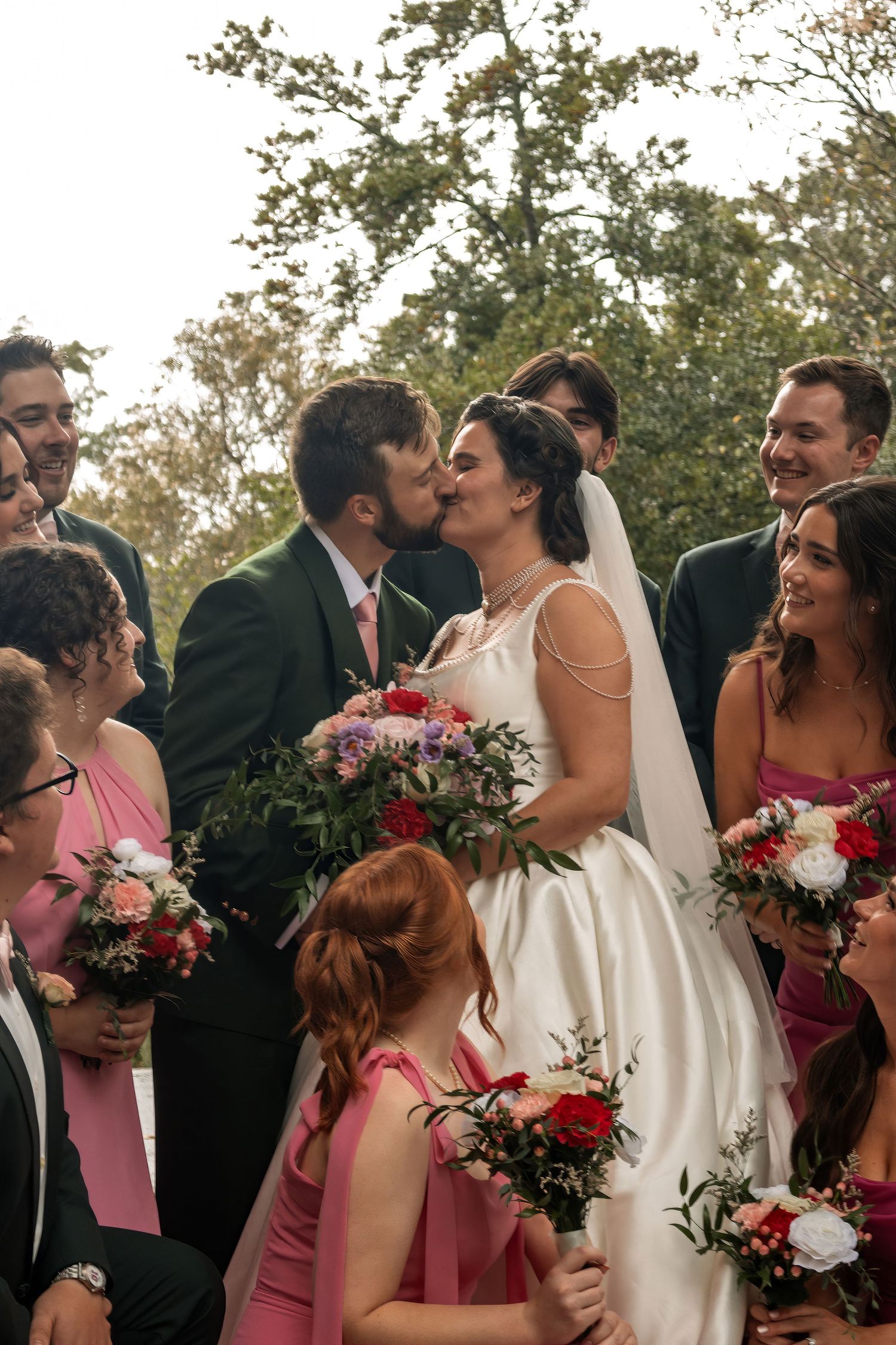 This image was captured as a second shooter for Gwendolyn Vanegas Photography. Image was taken and edited by Infinite Narratives.