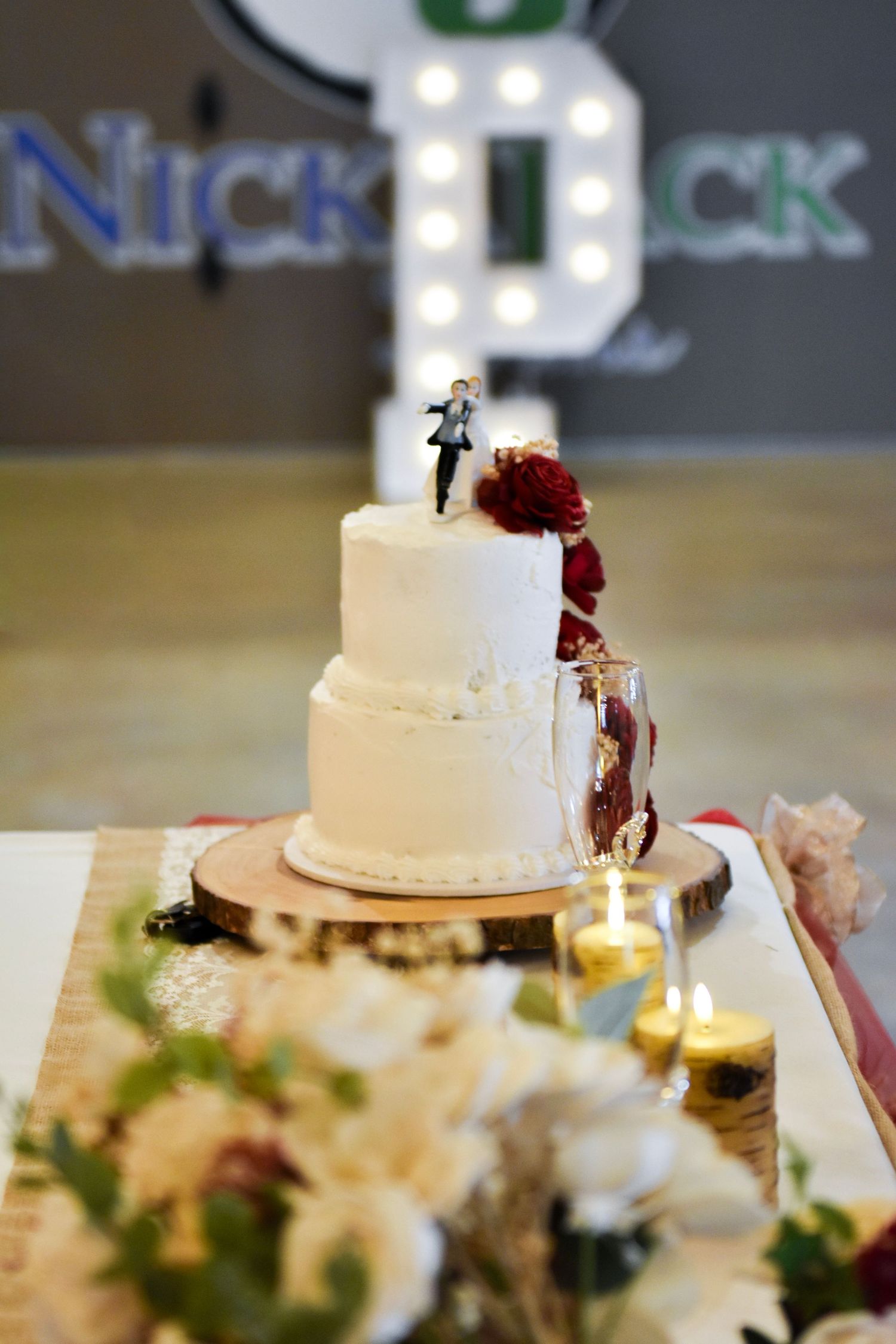 Detail image of wedding cake at reception