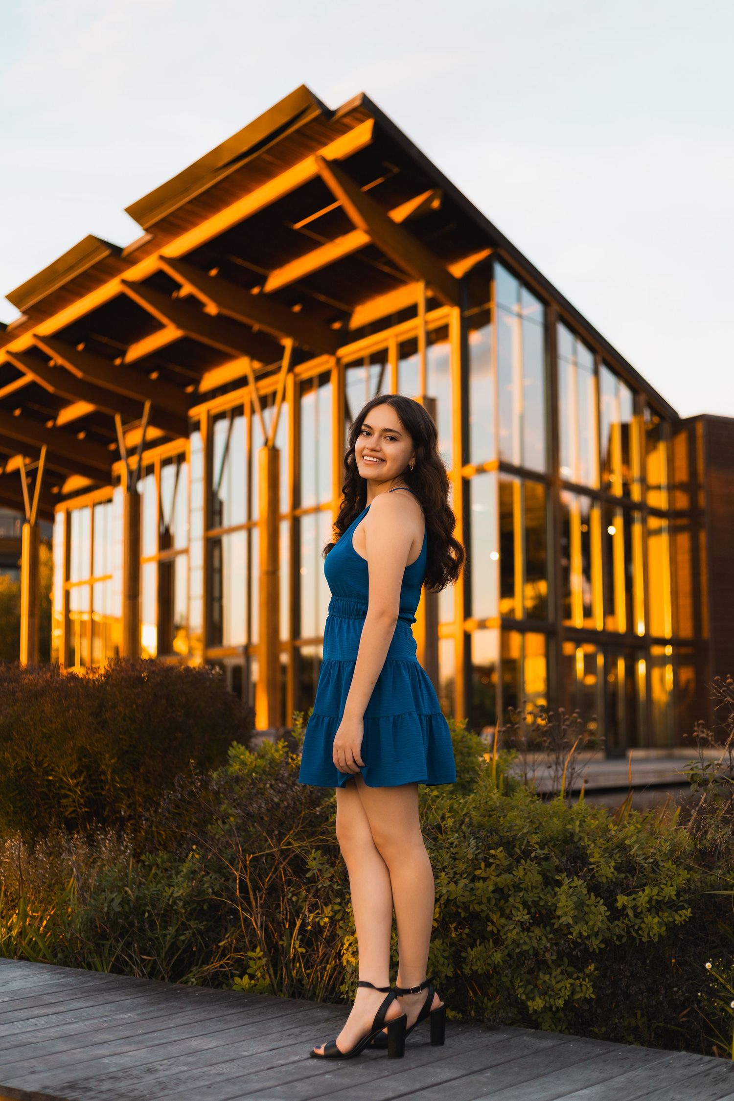 unique locations for senior photos Madison, WI Little Dragan Photography high school portraits epic campus verona architecture building dane