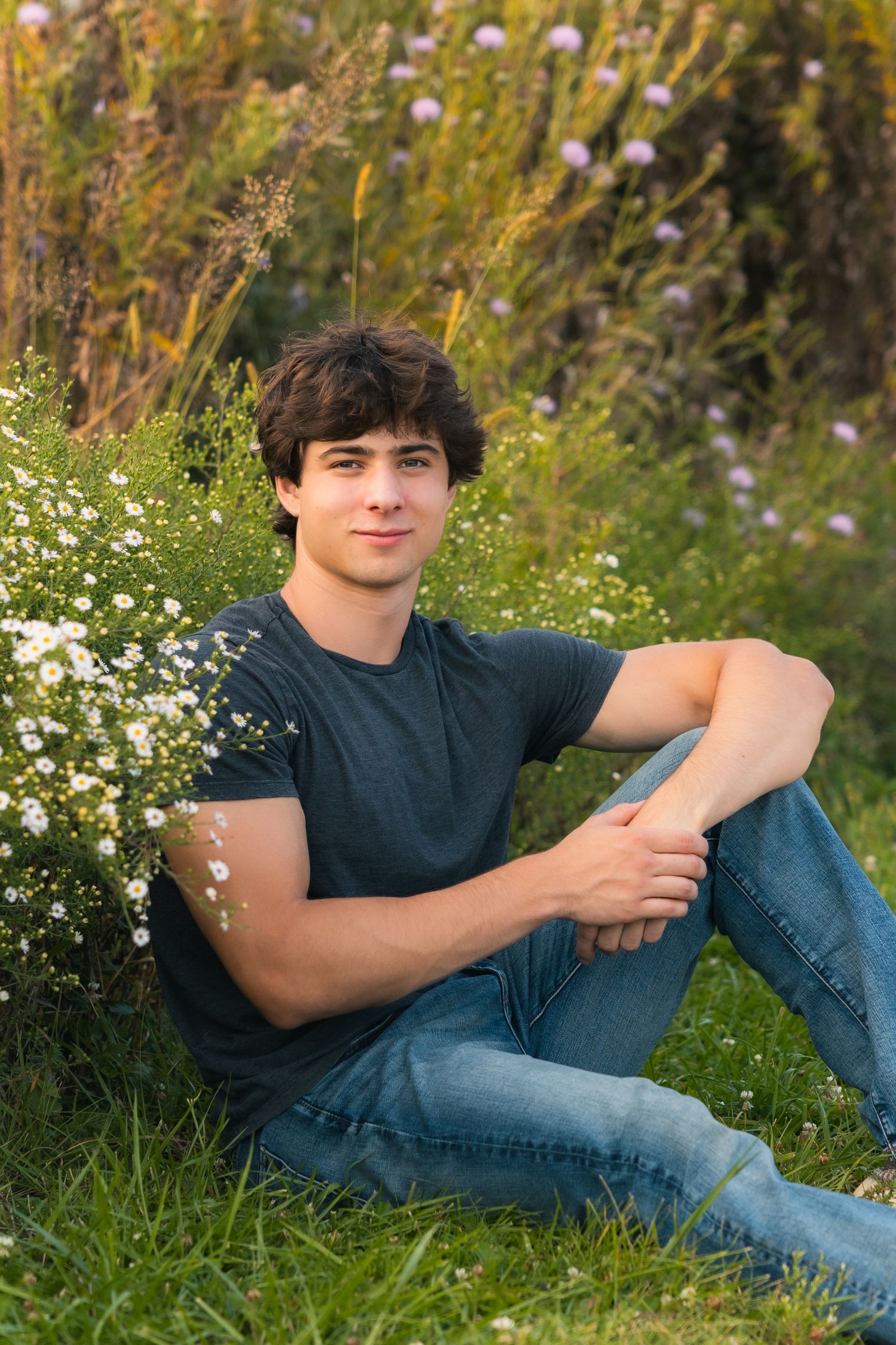 best photographer for senior pictures in Madison, Wisconsin Little Dragan Photography golden hour wildflowers pheasant branch middleton