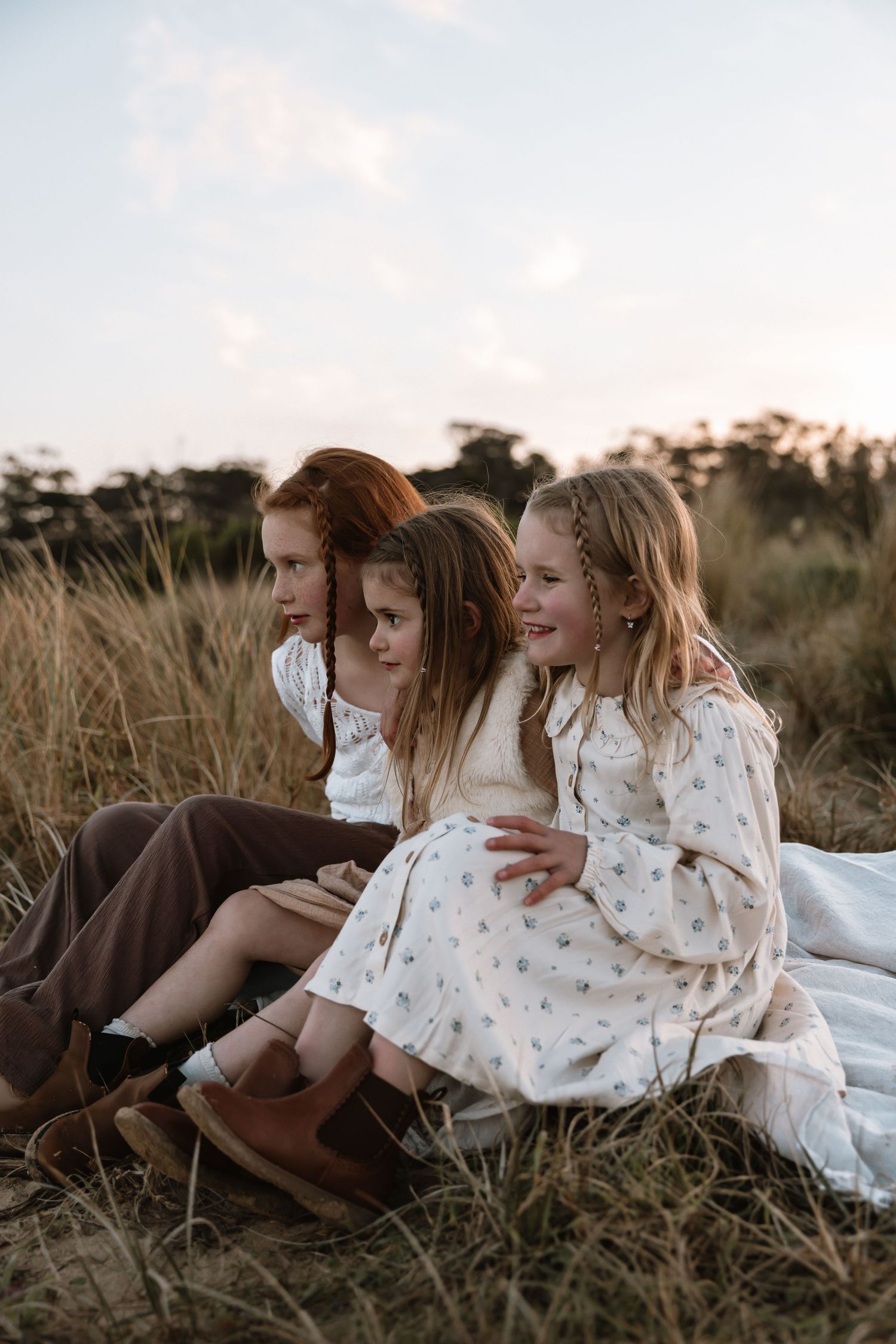 children, siblings, family photoshoot, sunset, beach photoshoot, geelong, torquay