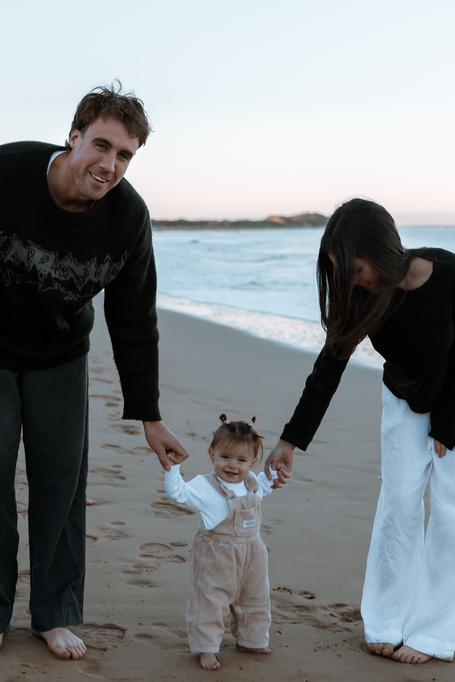 family photo shoot, baby beach photoshoot, surf coast